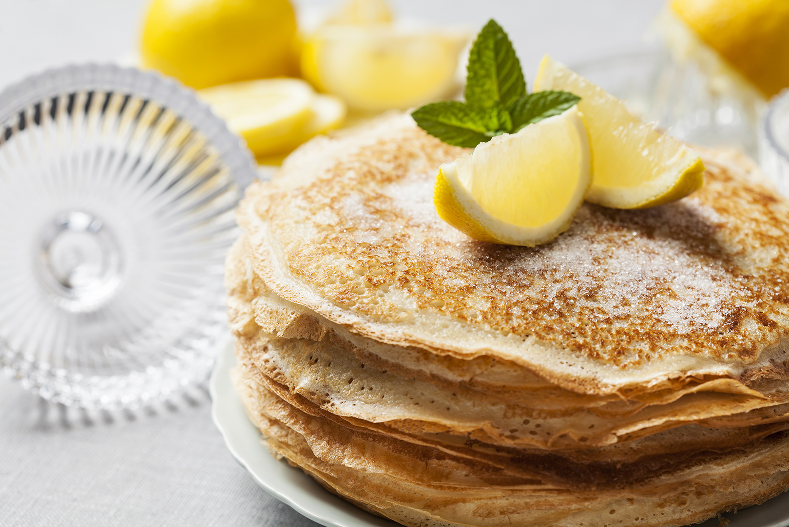 Classic pancakes with lemon and sugar